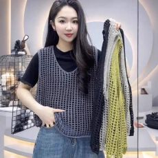 批发设计感镂空背心马甲女2026<b class='q'>春</b>夏季新款宽松韩版网格叠穿慵懒风上衣