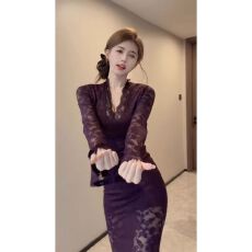 批发纯欲气质紫色V领长袖蕾丝连衣裙女2026秋季新款喇叭袖包臀长<b class='q'>裙子</b>