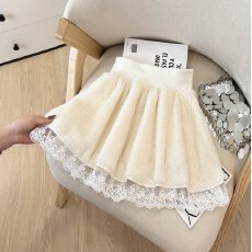 批发实拍辣妹纯欲风白色针织荷叶边<b class='q'>半身裙</b>女秋冬季甜美小个子毛绒短裙