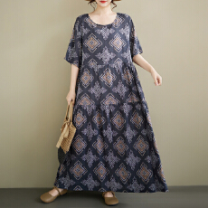 批发2026波西米亚休闲度假<b class='q'>复古</b>印花中老年圆领短袖宽松大摆外贸连衣裙