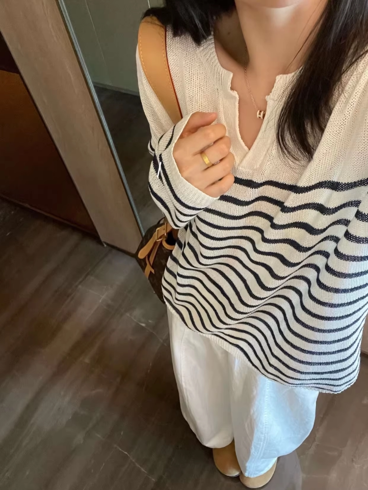 부드러운 부서 한국 스타일 느긋한 바람 V넥 그리고 종이 실 스트라이프 니트 스웨터 여성 여름 루즈핏 슬림해 보이는 출퇴근 품격