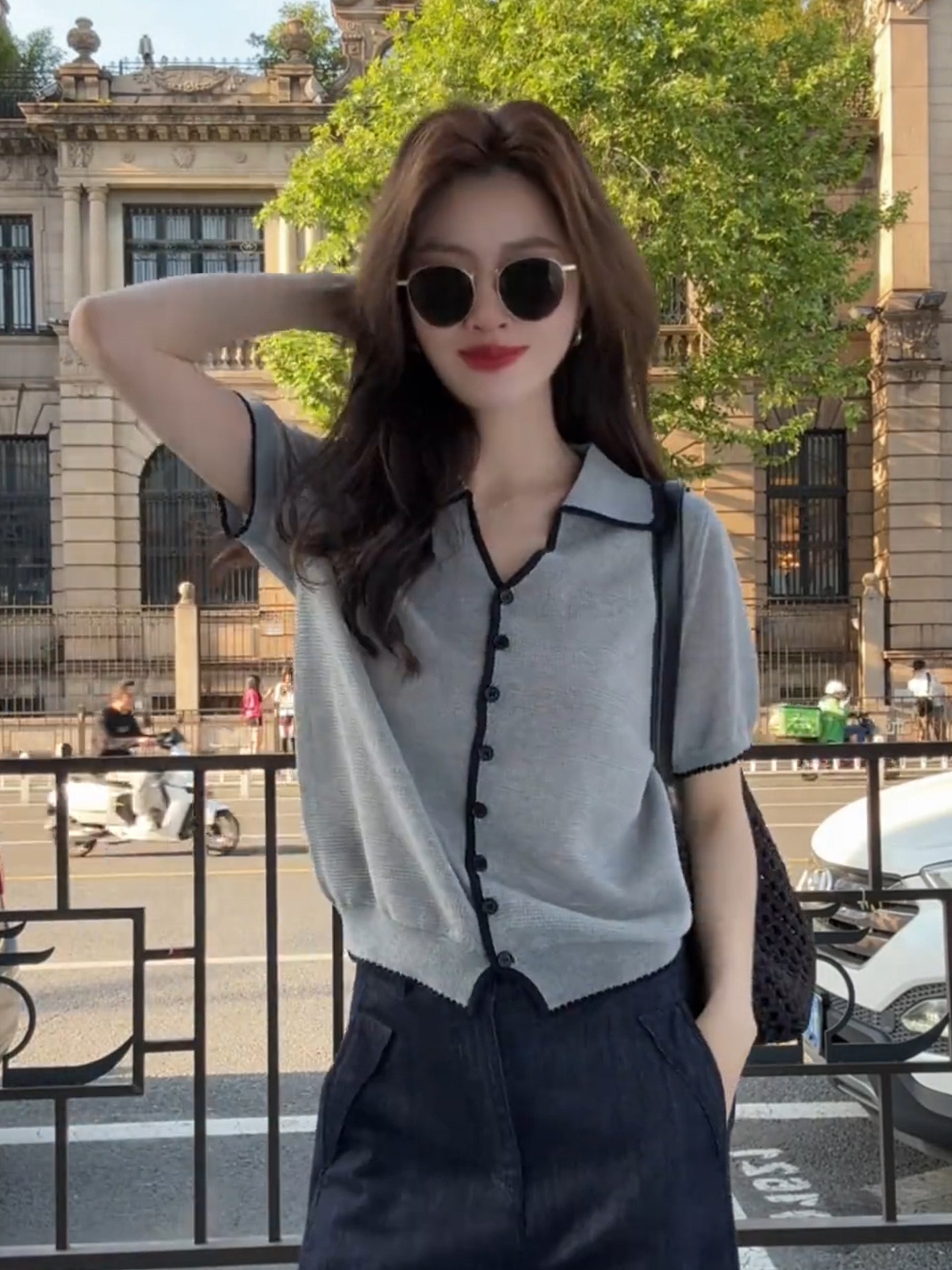 한 부서 POLO 칼라 회색 반팔 얼음 실크 니트 오픈 가디건 여성 자이언트 잘 생긴 ~ 중 여름 고유 한 아름다운 맨위 얇은 스타일