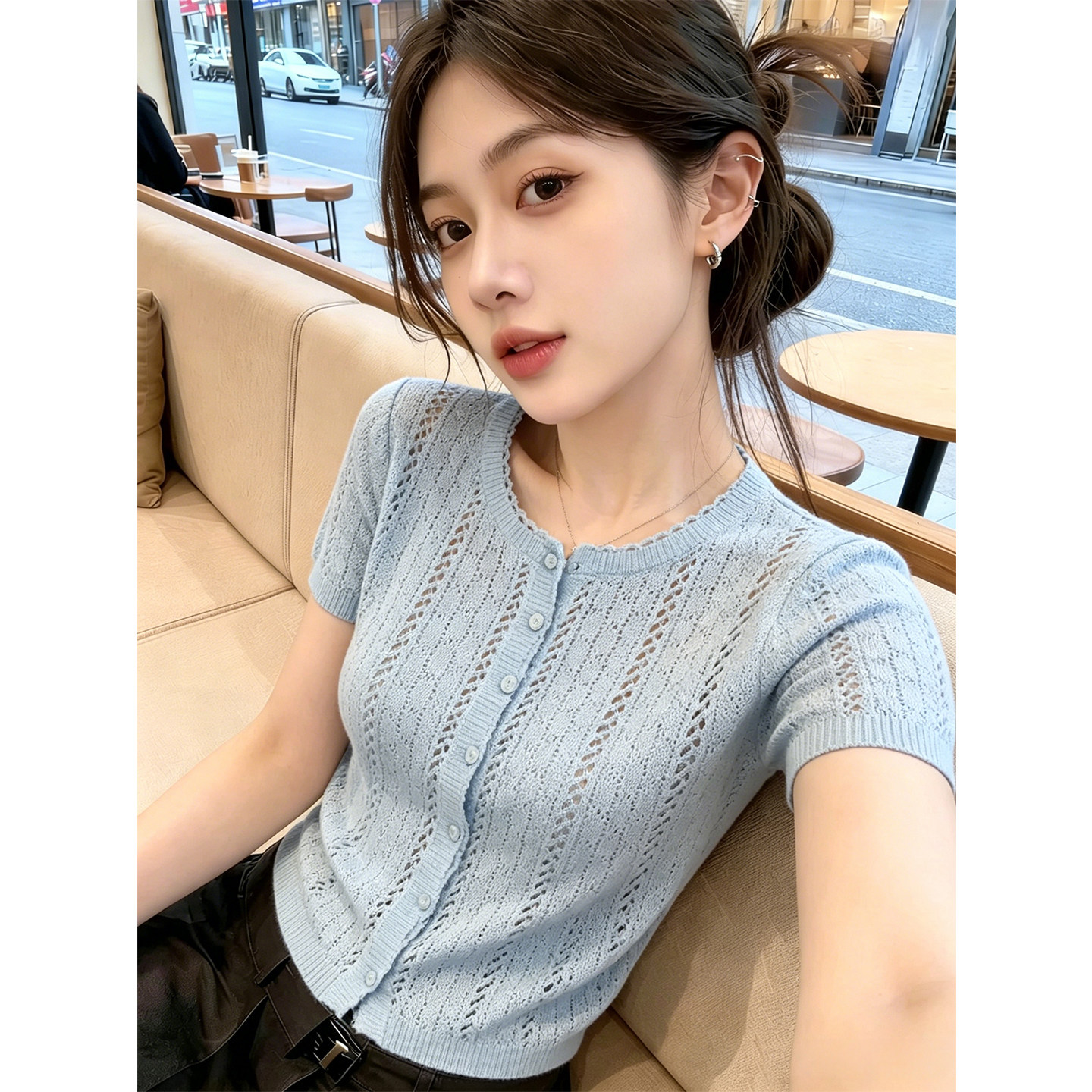 한 부서 라운드 넥 홀로우 아웃 싱글 줄 버튼 반팔 니트 오픈 가디건 여성 2026 여름 새로운 몸매 가꾸기 슬림해 보이는 외국 가스 맨위