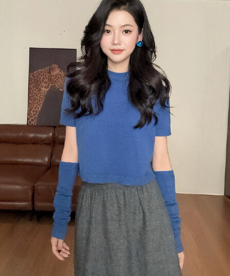 자이언트 잘 생긴 패션 검정색 수 있습니다. 철거 소매 커버 니트 스웨터 여성 2026 가을 디자인 센스 부드러운 찹쌀 쇼트 스타일 예쁜 스웨터