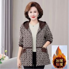 批发2025秋冬新款<b class='q'>中老年</b>洋气胖<b class='q'>妈妈</b>装<b class='q'>外套</b>女宽松大码加绒保暖休闲上衣