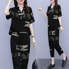 批发200斤胖mm大码套<b class='q'>装</b>女夏季<b class='q'>新款</b>休闲时尚宽松短袖阔腿<b class='q'>裤</b><b class='q'>两件套</b>