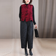 批发2026新中式国风提花<b class='q'>马甲</b>斜襟盘扣复古上衣女浮雕提花阔腿裤