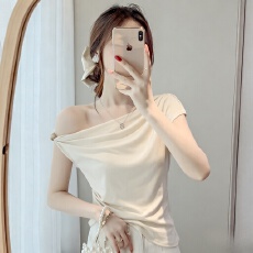 批发2026新款<b class='q'>韩版</b>优雅风斜肩露肩短袖T恤不规则修身显瘦气质百搭上衣