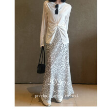 批发'豹纹裙'银色包臀豹纹中长春季<b class='q'>半身裙</b>女2026<b class='q'>新款</b>绝美巨好看