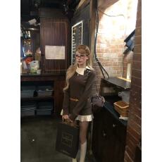 批发七颗虾滑咖色上衣秋冬女独特漂亮内搭打底衫巨好看韩系两件套装<b class='q'>裙</b>