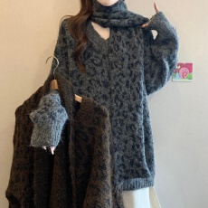 批发<b class='q'>大码</b>女装豹纹配围巾毛衣女秋冬新款时髦宽松<b class='q'>针织衫</b>显瘦百搭上衣