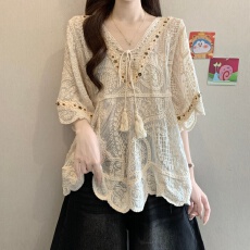 批发法式钩花刺绣V领蕾丝衫短袖女2026夏新款<b class='q'>大码</b>胖mm波西米亚风上衣