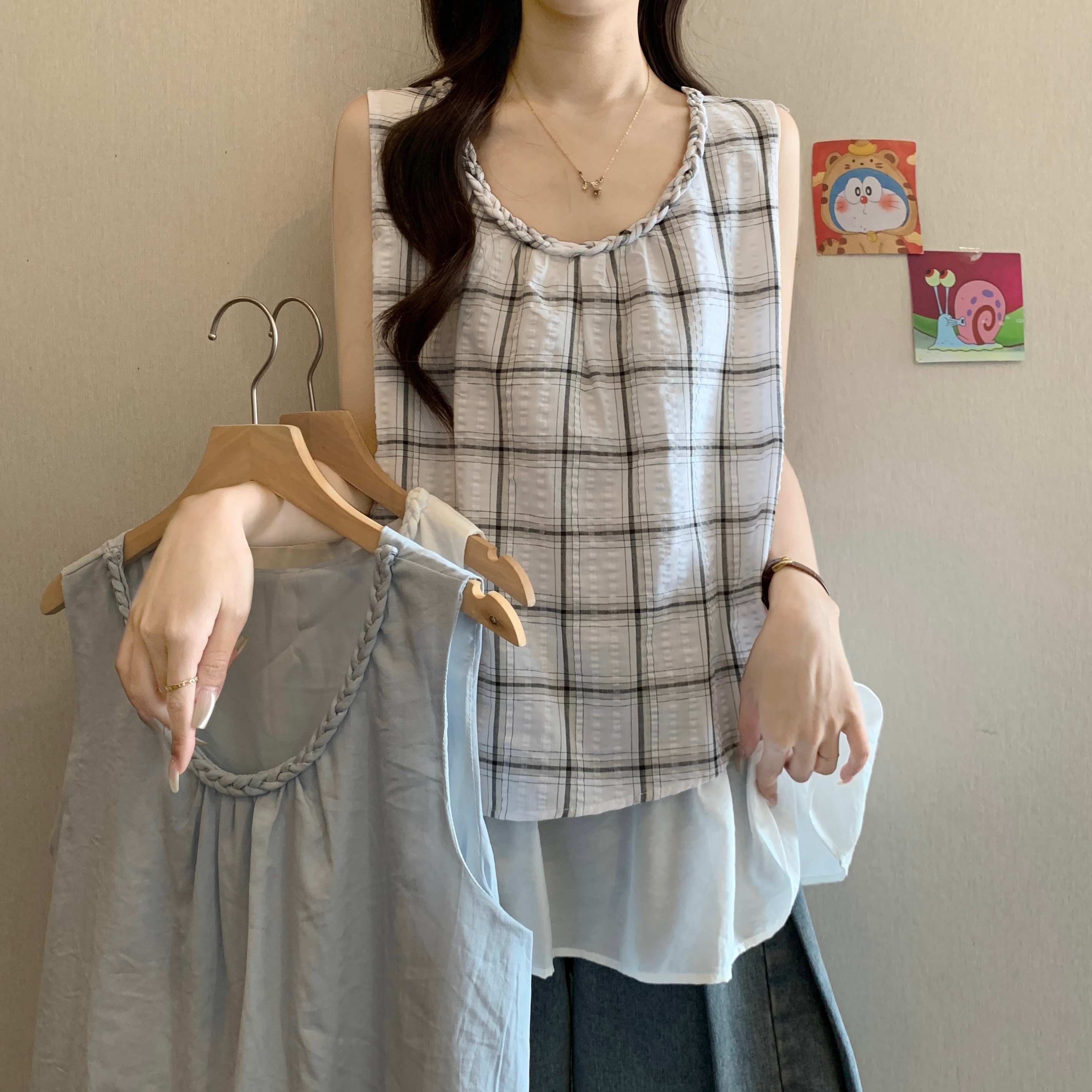 빅 사이즈 여성 의류 다용도 슬림해 보이는 페이크 레이어드 민소매 라운드 넥 셔츠 조끼 여성 여름 루즈핏 캐주얼 작은 셔츠 맨위