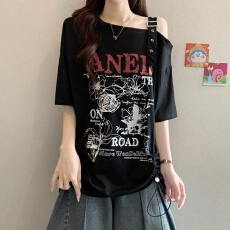 批发设计感字母印花斜领露肩短袖T恤夏季大码女<b class='q'>装</b>胖mm收腰遮肚子上衣