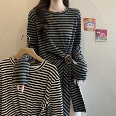 批发大码女装<b class='q'>秋</b>胖MM收腰圆领长袖T恤女设计感修身显瘦条纹打底衫上衣