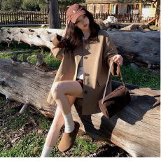 批发卡其色撞色拼接风衣外套女春<b class='q'>秋</b>2025新款英伦风时尚休闲chic大衣潮