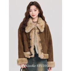 批发复古毛毛拼接麂皮绒外套女2025<b class='q'>秋</b>冬季美拉德加厚牛角扣独特超好看