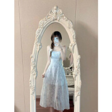 批发2026年新品纯欲长裙超好看收腰a字超好看清新感<b class='q'>可爱</b>春夏款<b class='q'>连衣裙</b>v