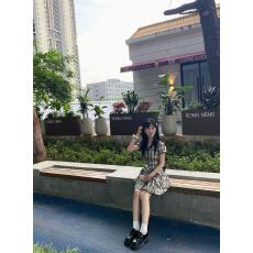 批发今年流行爆款学院风A字短<b class='q'>裙</b>撞色泡泡袖V领格子<b class='q'>裙</b>收腰显身材连衣<b class='q'>裙</b>