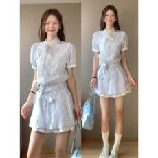 批发韩系<b class='q'>条纹</b>衬衫连衣裙子女夏季2026新款miu系穿搭独特漂亮绝美<b class='q'>短裙</b>