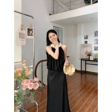 批发赫本风无袖上衣精致常规款女夏季套装2026新品圆领两件套中长裙子