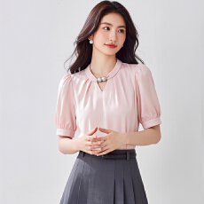 批发实拍气质立领串珠挂脖短袖<b class='q'>衬衫</b>女夏新款法式缎面垂感<b class='q'>职业</b>通勤上衣