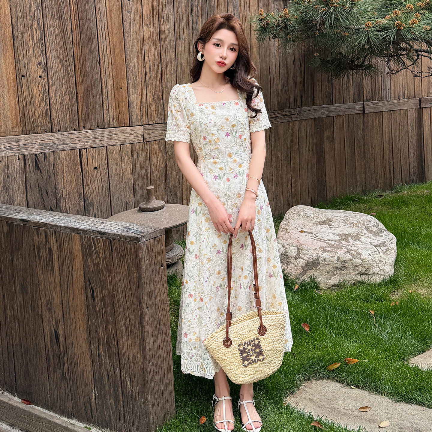 실사 있음 선적 빅 사이즈 프랑스식 광장 칼라 프린트 자수 쉬폰 큰 진자 패치워크 품격 드레스