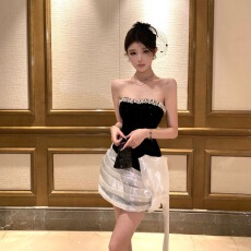 批发实拍实价 轻奢小众收腰撞色细闪丝绒抹胸包臀礼服<b class='q'>连衣裙</b>绑带修身