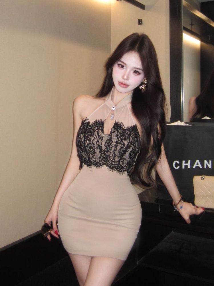 High-End V-Neck Sexy Lace-Trimmed Bodycon Dress