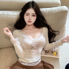 批发实拍实价 修身T恤蕾丝花边卡通印花长袖<b class='q'>上衣</b>