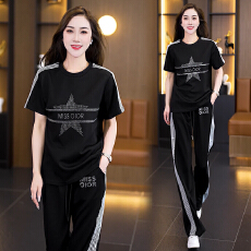 批发实拍2026夏季新款时尚简约休闲减龄重工烫钻圆领上衣阔腿裤两件套