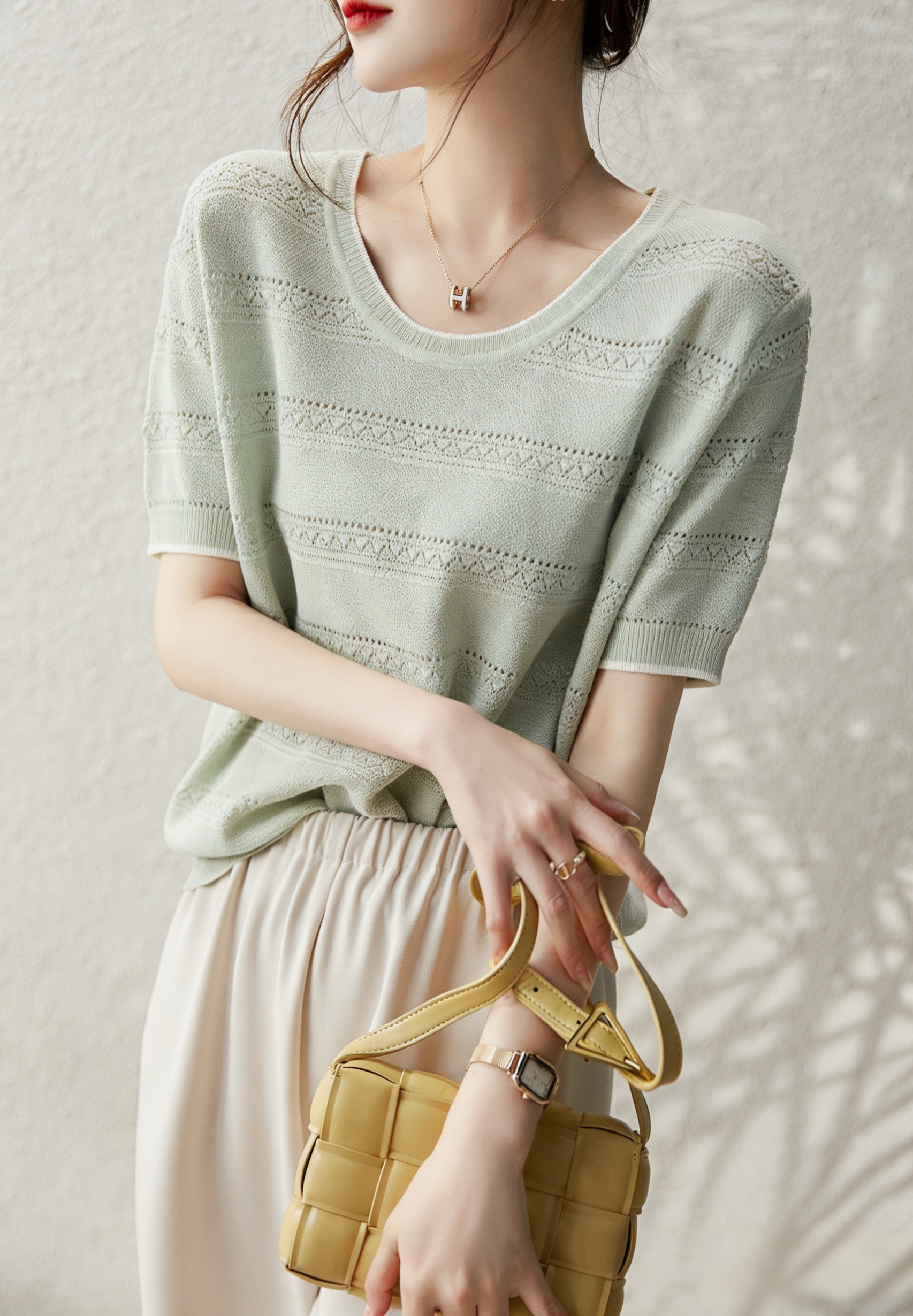 실사 얼음 실크 니트 반팔 여성 티셔츠 여름 2026 새로운 폭발 여성 맨위 루즈핏 외국 가스 작은 셔츠 빅 사이즈