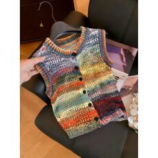 批发实拍渐变色<b class='q'>镂空</b>圆领针织背心女夏季新款单排扣<b class='q'>开衫</b>马甲无袖上衣