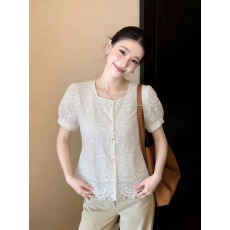 批发法式方领蕾丝花边短袖衬衫女夏2026新款减龄洋气独特漂亮百搭上衣