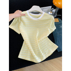 批发新款小香风黄色针织短袖T恤女2026夏季新款圆领肌理感短款上衣