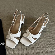 批发夏季新款<b class='q'>简约</b>粗跟凉鞋女 方头露趾一字带高跟外贸大码女鞋40-42