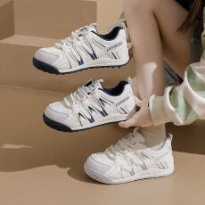 批发2025秋季新款ins韩版透气小白鞋女学生厚底<b class='q'>百搭</b>休闲运动板鞋