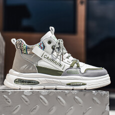 批发2025新款高帮板鞋<b class='q'>秋</b>冬季厚底休闲运动鞋拼色透气男鞋学生时尚潮鞋