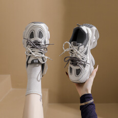 批发ins韩版新款老爹鞋女2026春季学生运动跑步<b class='q'>休闲</b>鞋厚底增高鞋