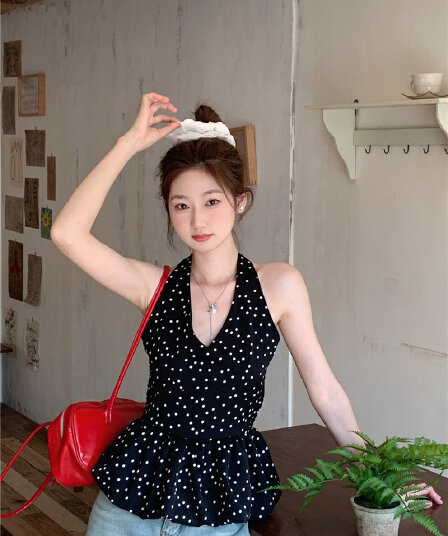 실사 정가 캐미솔 새로운 몸매 가꾸기 슬림해 보이는 행침 목 도트 무늬 민소매 맨위
