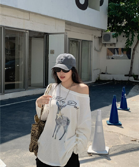 실사 한국 스타일 루즈핏 다용도 알파벳 작은 사슴 프린트 오프숄더 비스듬한 어깨 긴팔 티셔츠 자외선 차단 블라우스