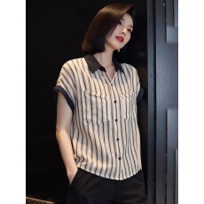 批发2026新款韩系<b class='q'>夏</b>季条纹短袖衬衫女装翻领宽松显瘦百搭时尚上衣大码