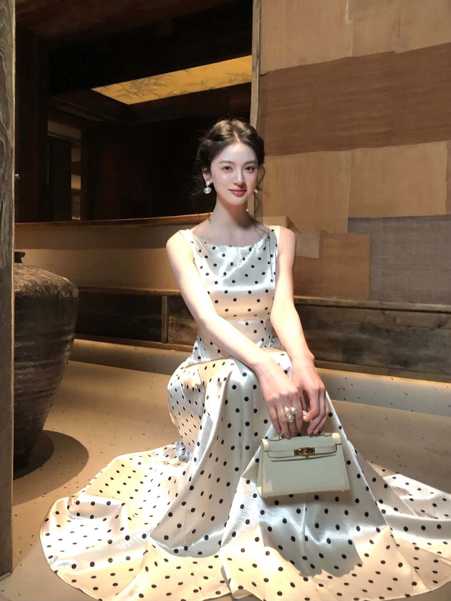 하나부터 순간 시간 링 프랑스식 낭만주의 도트 무늬 드레스 보트넥 스트랩 허리 수축 슬림해 보이는 진자 롱 스커트