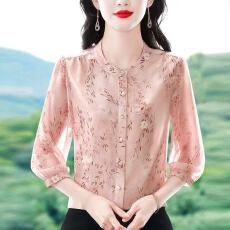 批发2026夏季时尚气质百搭<b class='q'>妈妈</b>通勤粉色碎花七分袖宽松透气衬衫