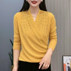 批发2026秋冬新款女加交叉v领打底衫<b class='q'>妈妈装</b>气质百搭显瘦上衣