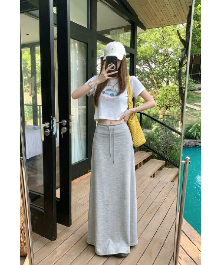 실사 2026 여름 새로운 빈 가스 층 얇은 스타일 여성 레저 다용도 슬림해 보이는 이후 트임 치마