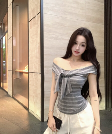 실사 정가 디자인 비틀림 오프숄더 스트라이프 몸매 가꾸기 티셔츠 여성 민소매 조끼 맨위 반팔