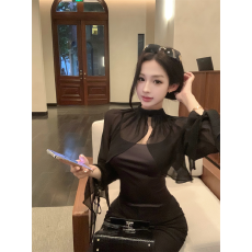 批发实拍实价黑色<b class='q'>雪纺</b>披肩斗篷缎面收腰短款吊带<b class='q'>两件套</b>