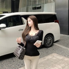 批发实拍实价温婉纯欲蕾丝<b class='q'>v领</b>内搭针织女上衣