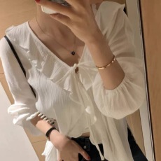 批发韩国东大门 2026新款<b class='q'>韩版</b>春季新款法式荷叶边V领系带开衫衬衫女
